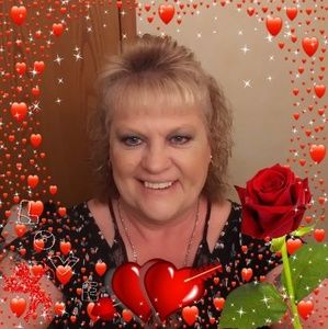 Meet your Posher, Deborah